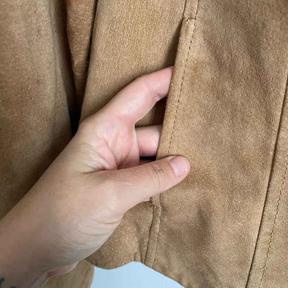Brown suede leather jacket with button details - Picture 5 of 6
